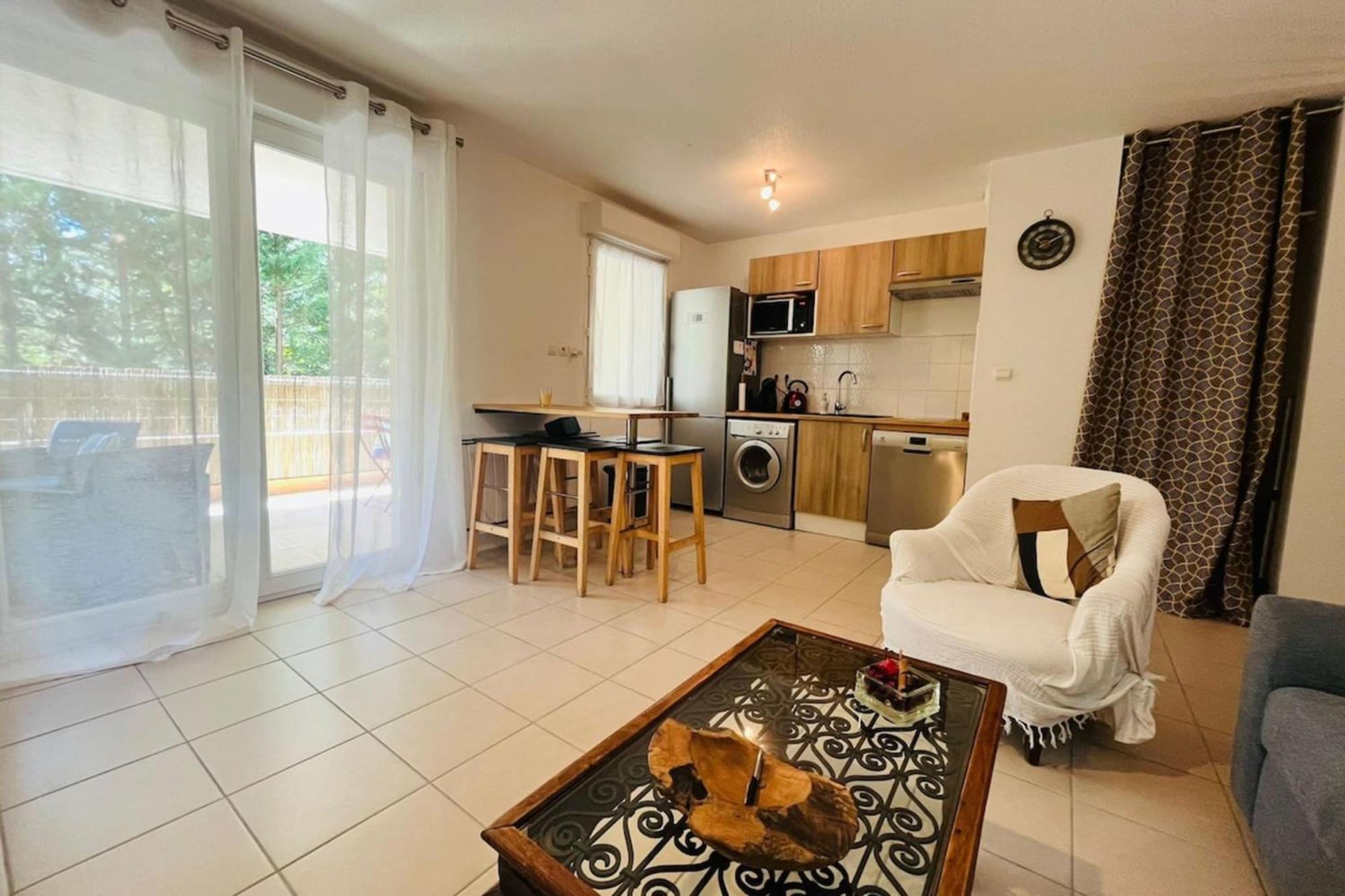 Le Rimini Terrasse Wifi Parking Prive Apartment Narbonne Exterior foto